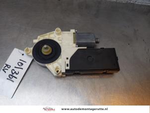 O165587 Gebruikte motor electrisch raam Renault Laguna