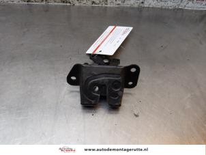O165741 Gebruikte achterklep slotmechaniek Kia Picanto