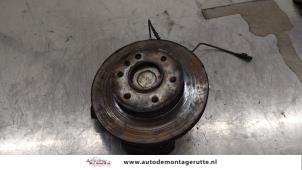 Gebruikte Asschenkel links-voor Mercedes Sprinter 3,5t (906.63) 309 CDI 16V Prijs op aanvraag aangeboden door Autodemontage M.J. Rutte B.V.