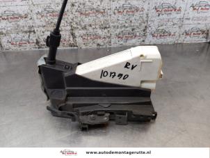 O165915 Gebruikte deurslot mechaniek 4deurs rechts-voor Ford Mondeo