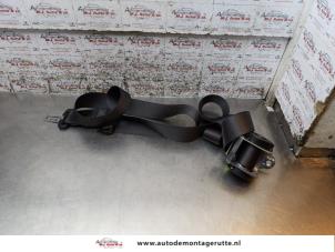 O165941 Gebruikte veiligheidsgordel midden-achter Opel Zafira