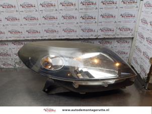 O165953 Gebruikte koplamp rechts Dacia Sandero