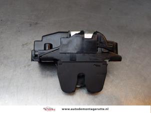O165971 Gebruikte slotmechaniek achterklep Citroen C4 Picasso