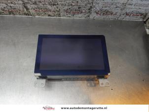 O165987 Gebruikte display interieur Nissan Murano