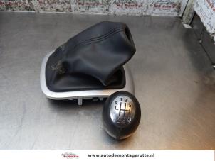 O166047 Gebruikte versnellingspookhoes Renault Megane