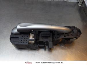 O166097 Gebruikte portiergreep 4deurs rechts-achter Renault Megane