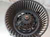 Gebruikte Kachel Ventilatiemotor Peugeot 3008 O166103