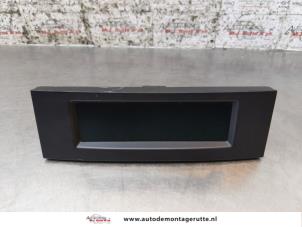 O166110 Gebruikte klok (tijd) Peugeot 3008