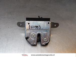 O166196 Gebruikte achterklep slotmechaniek Fiat Panda