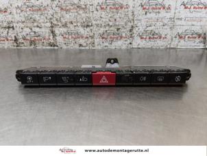 O166207 Gebruikte alarmlicht schakelaar Fiat Panda