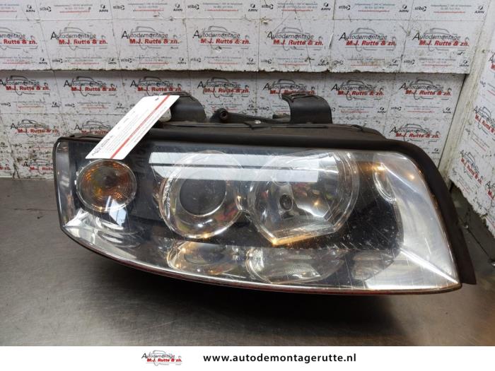 Gebruikte Koplamp rechts Audi A4 O166257