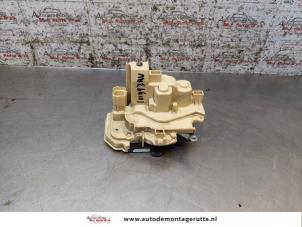 O166264 Gebruikte slotmechaniek portier 4deurs rechts-voor Fiat Panda