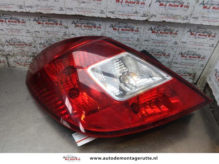Gebruikte Achterlicht links Opel Corsa O166430