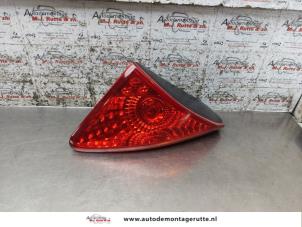 O166449 Gebruikte achterlicht links Peugeot 3008