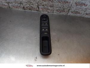 O166457 Gebruikte combischakelaar ramen Peugeot 3008