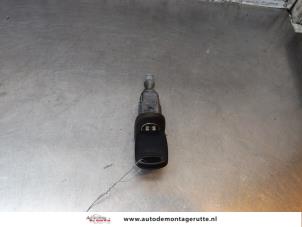 O166472 Gebruikte portierslot cilinder links Skoda Fabia