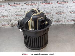 O166485 Gebruikte kachel ventilatiemotor Citroen C3 Picasso