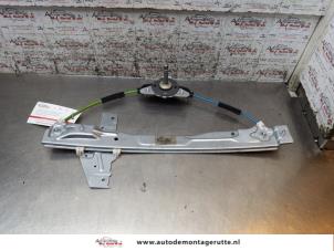 O166517 Gebruikte ruitmechaniek 4deurs rechts-achter Citroen C3 Picasso