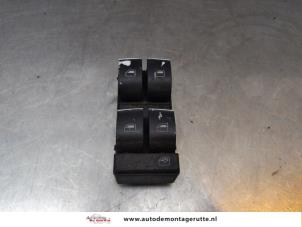 O166539 Gebruikte schakelblok ruiten Audi A4