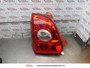 O166541 Gebruikte achterlicht links Suzuki Alto