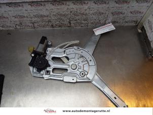 O166575 Gebruikte ruitmechaniek 4deurs links-voor Volvo V70