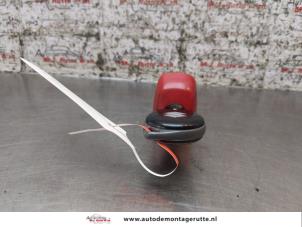 O166601 Gebruikte deurslot cilinder links Suzuki Swift