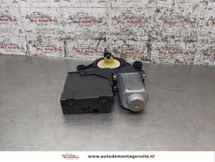 O166621 Gebruikte raammotor portier Volkswagen Golf