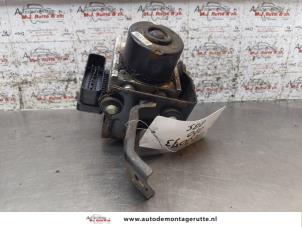 O166642 Gebruikte abs pomp Suzuki Alto
