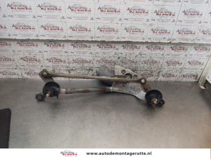 O166694 Gebruikte ruitenwismotor+mechaniek Toyota Yaris