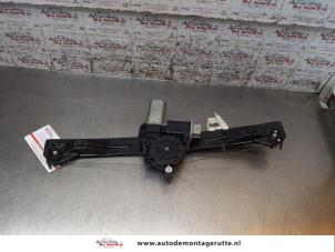 O166719 Gebruikte ruitmechaniek 4deurs rechts-voor Fiat Bravo