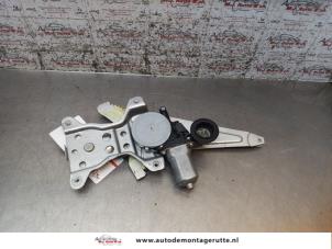 O166749 Gebruikte raammechaniek 4deurs links-achter Daihatsu Materia