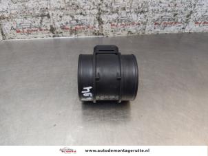 O166780 Gebruikte luchthoeveelheidsmeter Opel Vectra