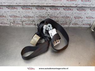 O166881 Gebruikte veiligheidsgordel rechts-achter Toyota Yaris
