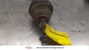 O166902 Gebruikte homokineetas links-voor Audi A3