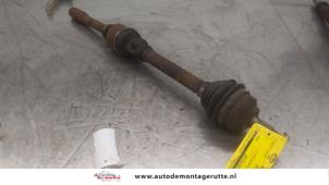 O166909 Gebruikte steekas rechts-voor Peugeot 307