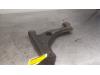 Gebruikte Triangel links-voor Opel Astra O167006