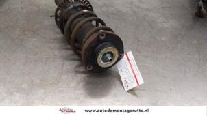 O167034 Gebruikte mac phersonpoot links-voor Volkswagen Fox