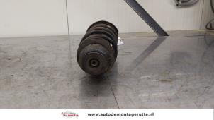 O167046 Gebruikte schokdemperpoot rechts-voor Citroen C1