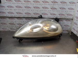 O167111 Gebruikte linker koplamp Citroen C1