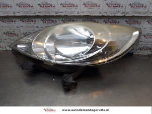 O167131 Gebruikte linker koplamp Peugeot 107