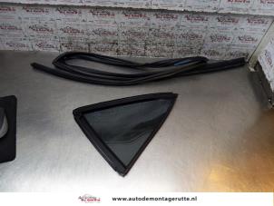 O167240 Gebruikte driehoeks ruit links-achter Kia Picanto