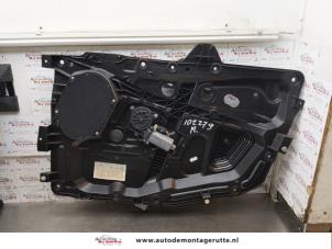 O167244 Gebruikte ruitmechaniek 4deurs rechts-voor Ford Fusion