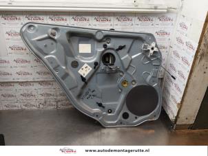 O167247 Gebruikte ruitmechaniek 4deurs links-achter Volkswagen Polo