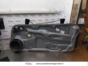 O167250 Gebruikte raammechaniek 2deurs rechts-voor Volkswagen Golf