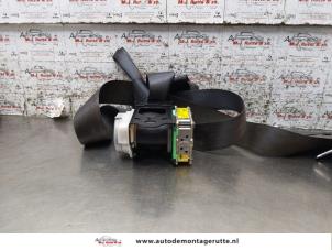 O167255 Gebruikte veiligheidsgordel links-voor Toyota Yaris
