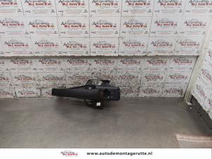 O167358 Gebruikte portiergreep 2deurs links Ford Transit Connect