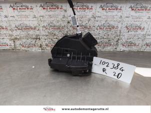 O167369 Gebruikte slotmechaniek portier 2deurs rechts Ford Transit Connect