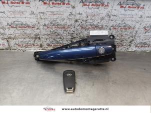 O167381 Gebruikte deurgreep 4deurs links-voor Opel Corsa