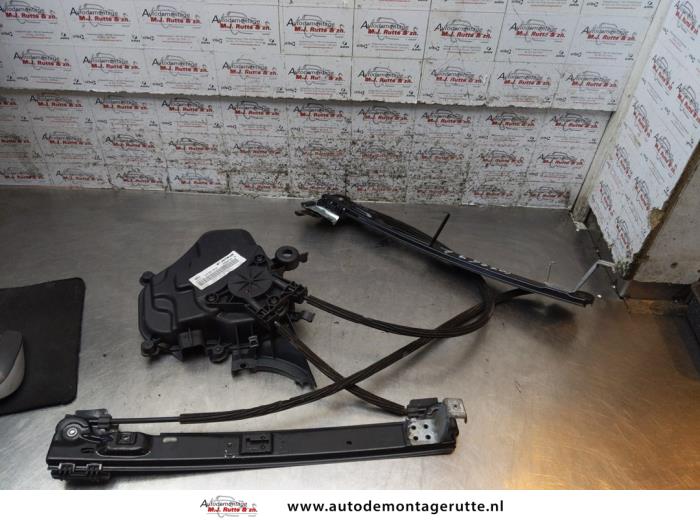 Gebruikte Raammechaniek 2Deurs links-voor Seat Ibiza O167390