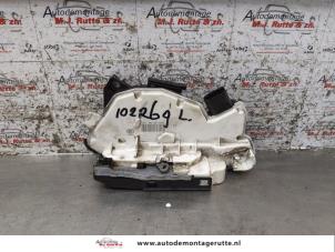 O167409 Gebruikte slotmechaniek portier 2deurs links Seat Ibiza
